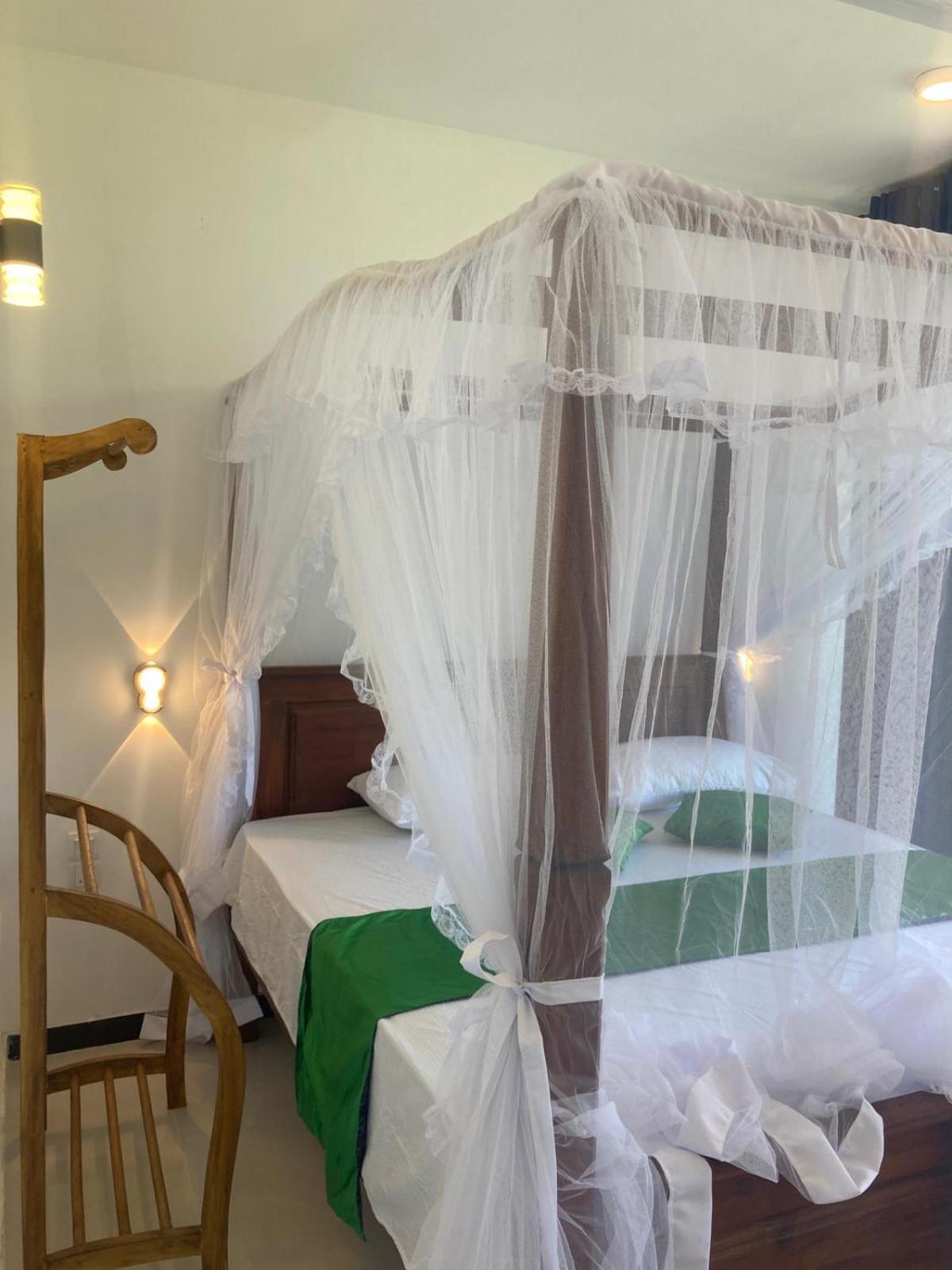 Masith Guest House Unawatuna Esterno foto