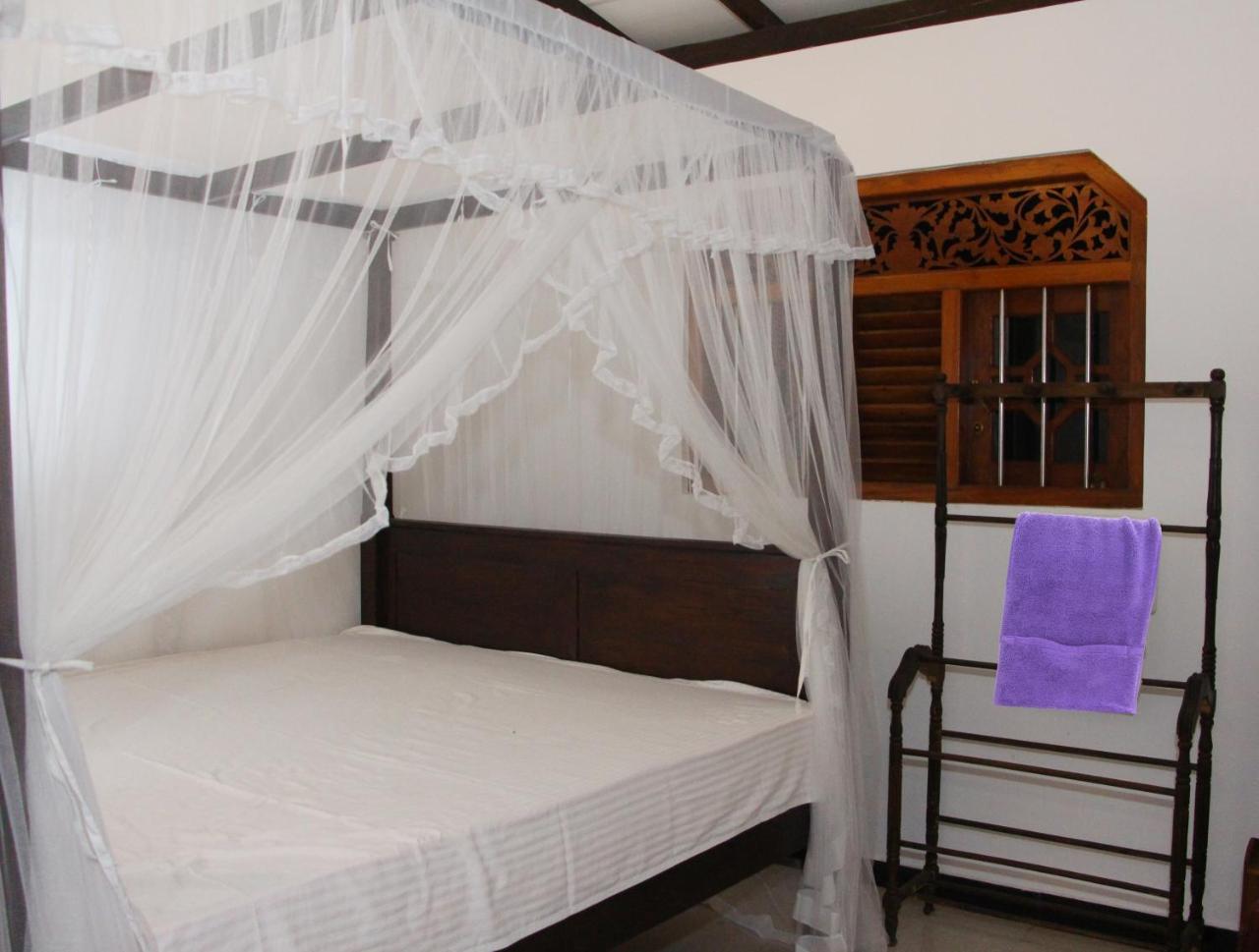 Masith Guest House Unawatuna Esterno foto