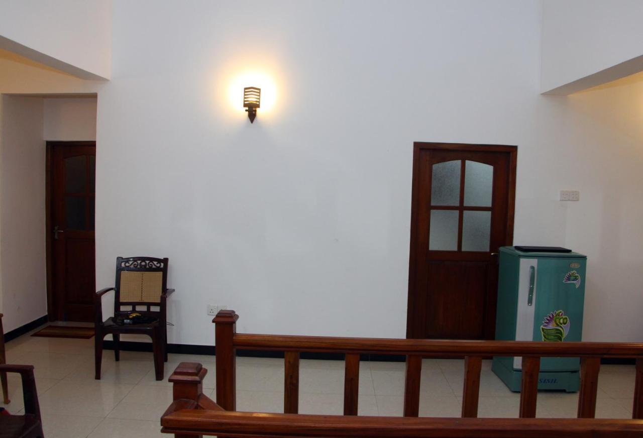 Masith Guest House Unawatuna Esterno foto
