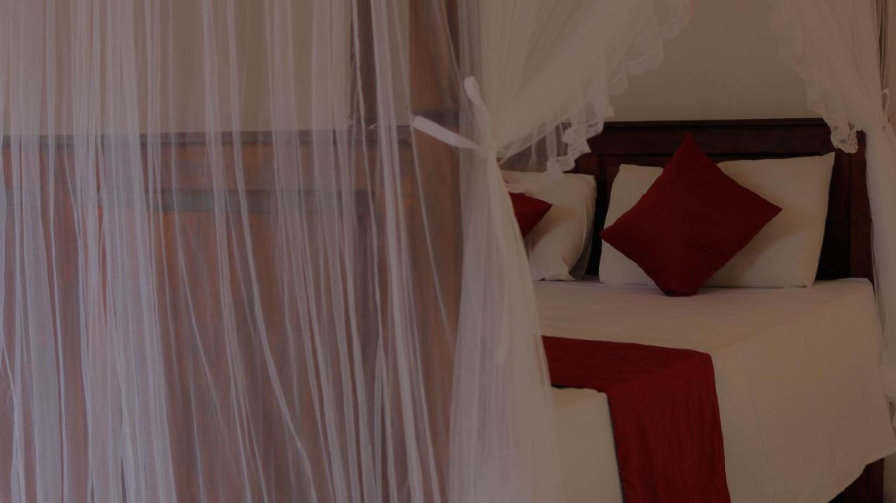 Masith Guest House Unawatuna Esterno foto