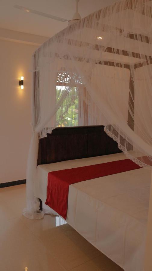 Masith Guest House Unawatuna Esterno foto